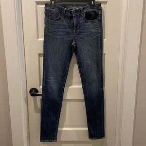 American Eagle Mid-Rise Super Skinny Jeans. Size 8 X-Long